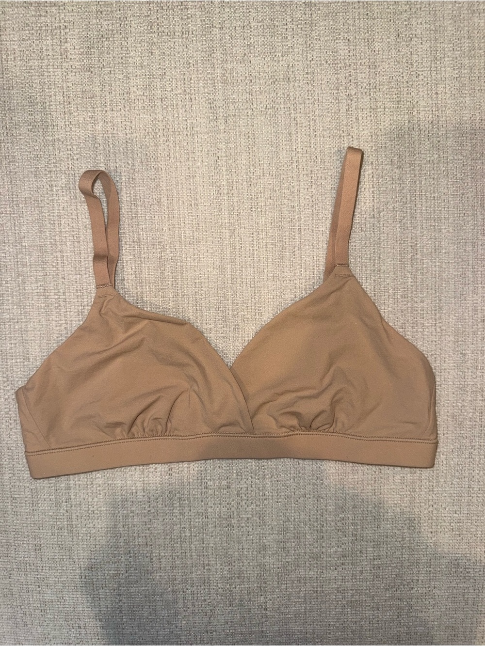 SKIMS Fits Everybody Crossover Bralette